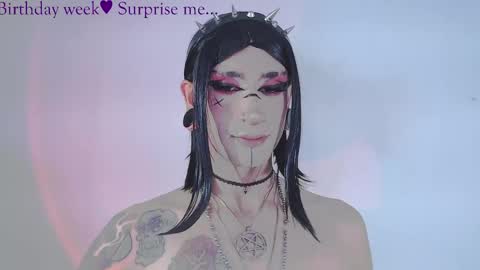     online show from April 17, 12:02 am