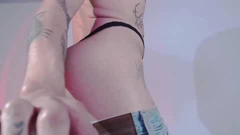     online show from February 17, 6:31 am