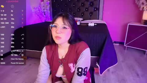 Aliice Blond online show from September 25, 3:57 am