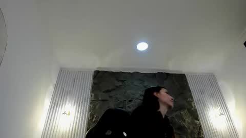 Alice online show from March 27, 1:12 pm