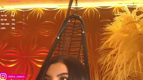 Snapshot of aliiceowen chatting on February 6, 3:37 am Alicie online show from February 6, 3:37 am