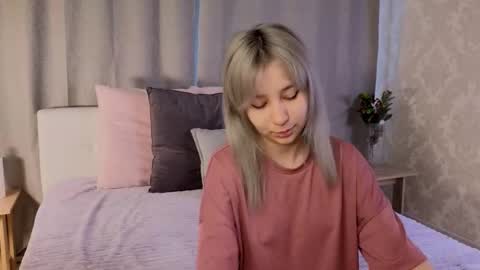 Snapshot of alika_leal chatting on September 18, 4:16 am Im Alika online show from September 18, 4:16 am