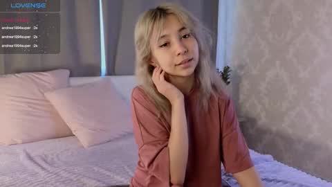 Snapshot of alika_leal chatting on September 13, 4:26 am Im Alika online show from September 13, 4:26 am