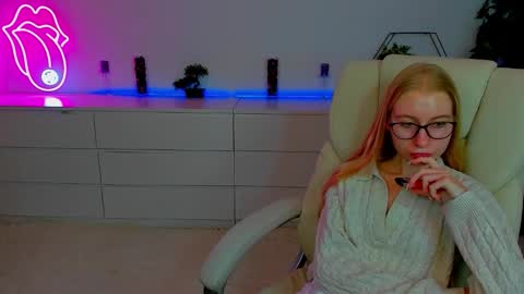 Alina online show from October 2, 12:15 pm