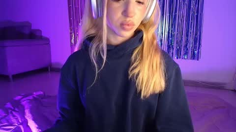 Alina  online show from October 22, 2:37 am