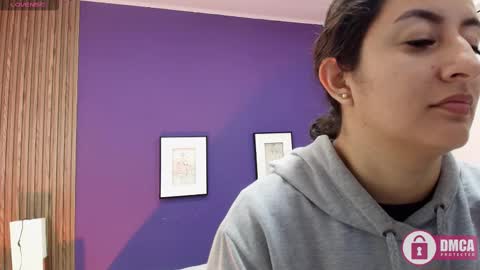 Snapshot of alina_martinelli chatting on February 24, 11:43 am Alina online show from February 24, 11:43 am