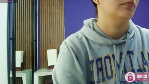 Snapshot of alina_martinelli chatting on February 26, 11:43 am Alina online show from February 26, 11:43 am
