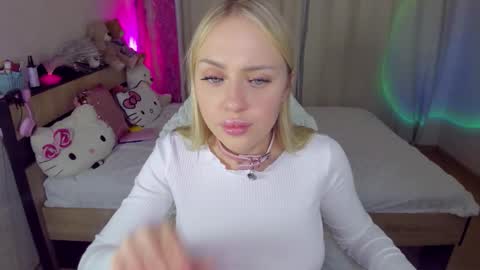 alinaocean online show from October 16, 5:23 pm