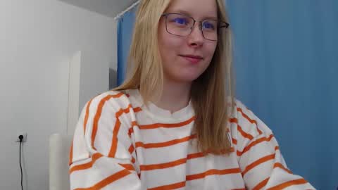 alinasei online show from January 9, 7:30 pm