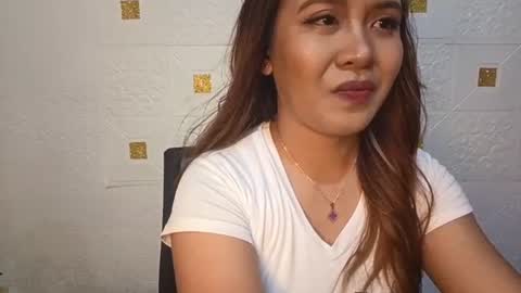 Emma online show from June 19, 3:07 pm
