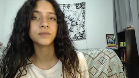 Snapshot of alinawoolf_ chatting on February 7, 1:58 am Ali online show from February 7, 1:58 am