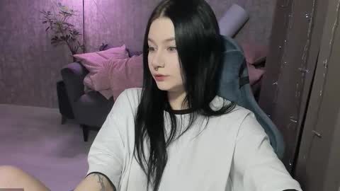 Aline Greeeen online show from October 12, 1:26 pm