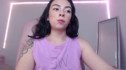 Snapshot of alisa__cain chatting on February 7, 9:05 am Alejandra online show from February 7, 9:05 am