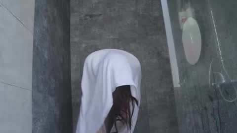 Alice                                   Fansly Alisa01 online show from September 20, 6:49 am