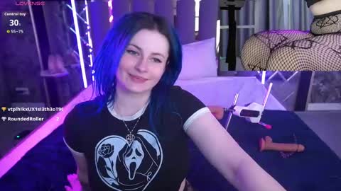 alisagrace online show from May 22, 5:47 am