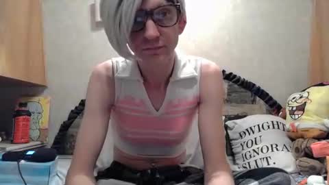Snapshot of alishaluv chatting on September 13, 5:54 am Alisha online show from September 13, 5:54 am