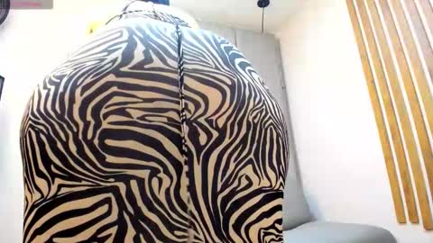           online show from November 15, 12:18 pm