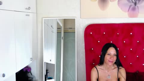 Aliss online show from January 12, 1:00 am