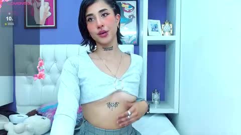 aliss_diiaz online show from February 17, 11:43 pm