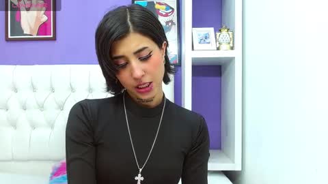aliss_diiaz online show from February 8, 12:17 am
