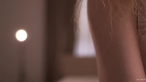 Alissa online show from November 12, 8:49 am