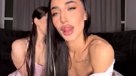 Alissa online show from December 1, 9:35 pm