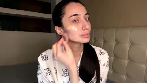Snapshot of alissadreams chatting on March 2, 2:54 pm Alissa online show from March 2, 2:54 pm