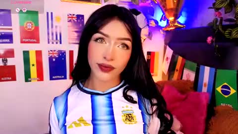 alisse_xx online show from June 19, 3:23 am