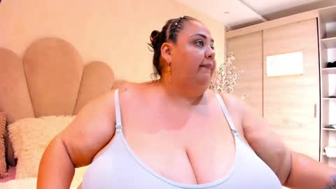 Alisson online show from May 17, 2:32 am