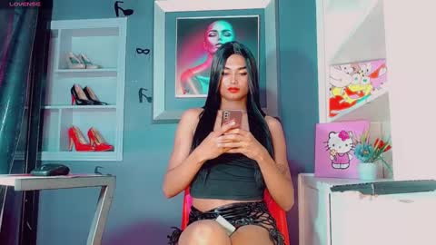 alisson_cat1 online show from December 18, 10:35 pm