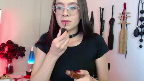 Alisson Beckett online show from April 11, 11:42 pm