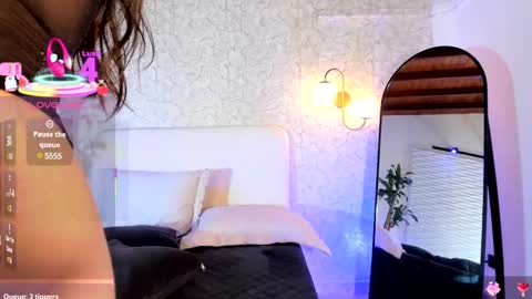 Snapshot of alissprince chatting on February 26, 5:00 pm Aliss online show from February 26, 5:00 pm