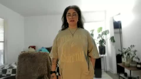 alix_valentine online show from September 21, 9:08 pm