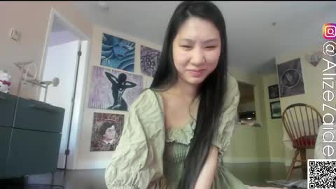 Alize Zaide online show from May 21, 7:42 pm