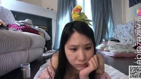 Alize Zaide online show from October 11, 10:24 pm