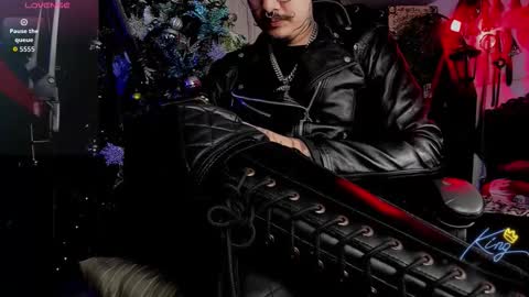   online show from December 17, 1:12 am