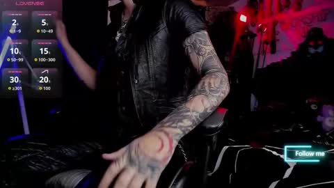   online show from November 5, 5:48 pm