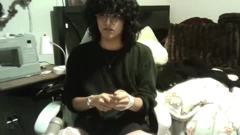 Sweetener online show from October 29, 2:13 am