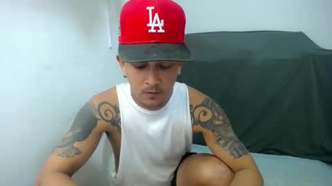 Snapshot of allen_69xx chatting on March 7, 2:15 am allen online show from March 7, 2:15 am