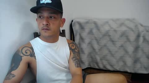 Snapshot of allen_69xx chatting on December 14, 11:23 pm allen online show from December 14, 11:23 pm