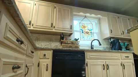 wishlist on bio online show from March 25, 8:59 pm