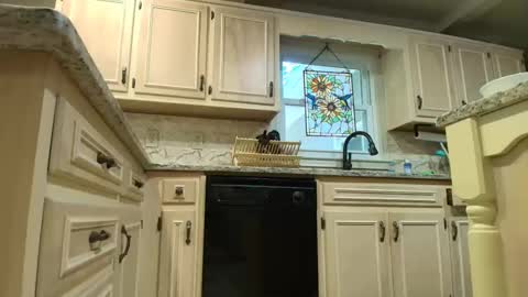 wishlist on bio online show from April 8, 3:26 pm