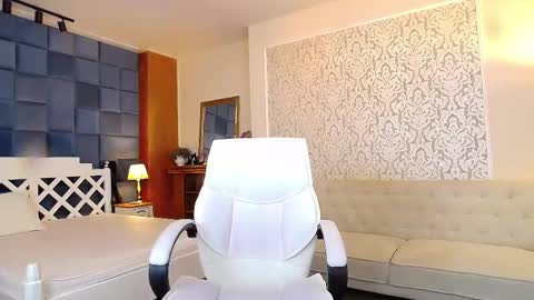 Snapshot of alliana_joy chatting on March 3, 8:38 am Alliana online show from March 3, 8:38 am
