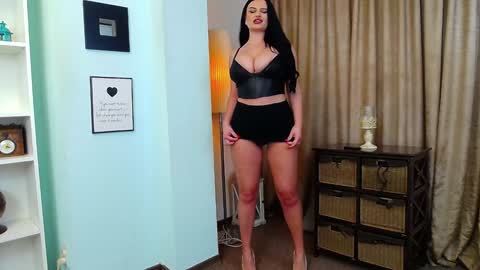 Snapshot of alliana_joy chatting on January 28, 5:22 am Alliana online show from January 28, 5:22 am