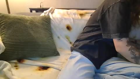 alliebearx online show from July 10, 3:33 am