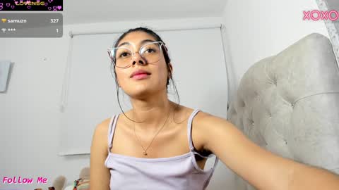 Snapshot of allison_18_ chatting on December 7, 10:17 am Nana online show from December 7, 10:17 am
