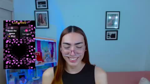   online show from February 12, 7:39 pm