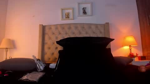 allisson online show from March 6, 12:15 pm