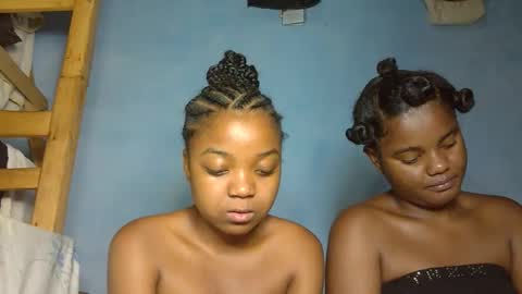 allizida01 online show from November 24, 7:12 pm