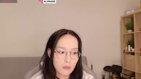 Snapshot of alllinaeve chatting on January 16, 6:37 pm Alina online show from January 16, 6:37 pm